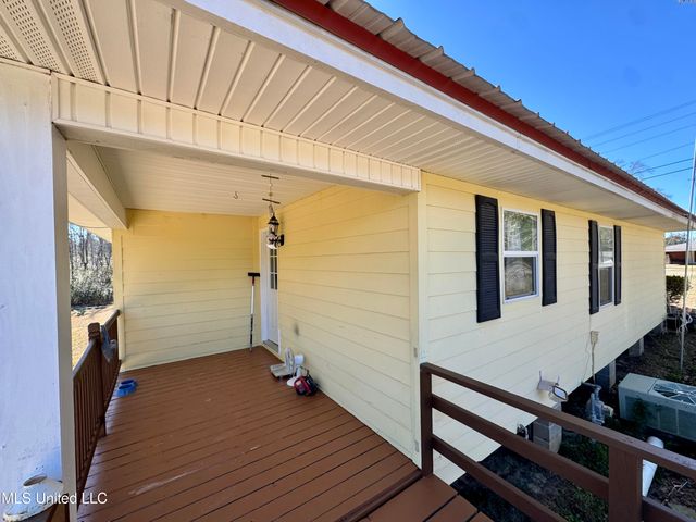 10418 Edwin Ladner Road, Pass Christian, MS 39571