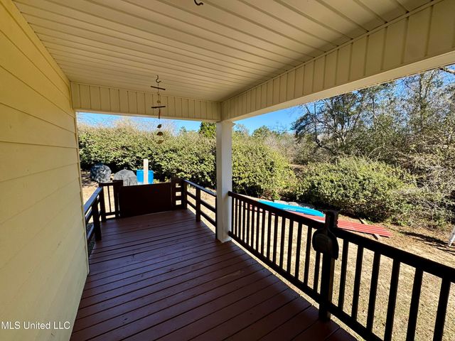 10418 Edwin Ladner Road, Pass Christian, MS 39571