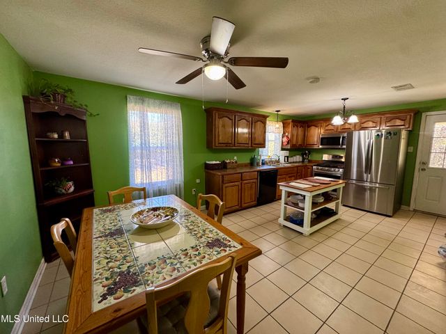 10418 Edwin Ladner Road, Pass Christian, MS 39571