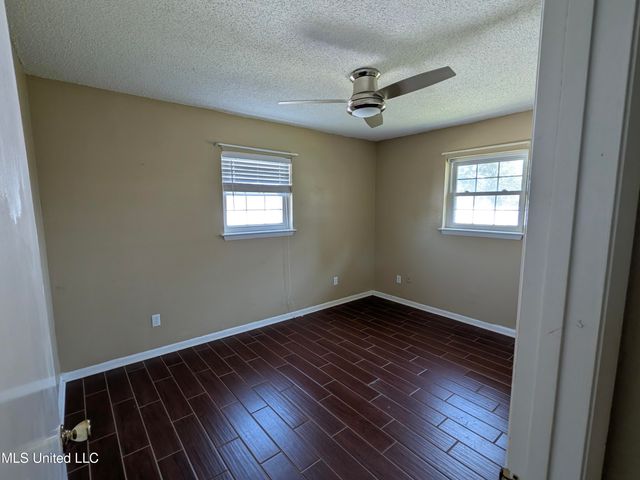 515 Spanish Acres Drive, Bay Saint Louis, MS 39520