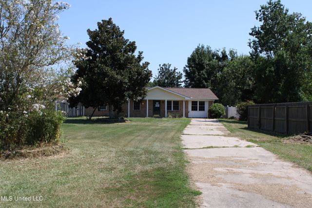 515 Spanish Acres Drive, Bay Saint Louis, MS 39520