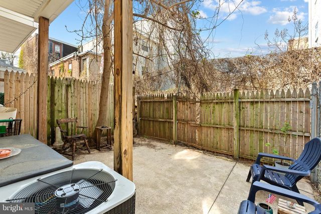 1910 N 17TH ST, Philadelphia, PA 19121