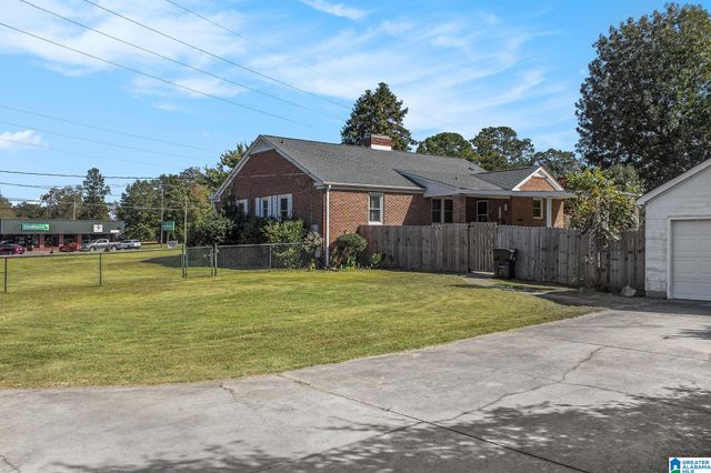 1001 S 7TH STREET, Clanton, AL 35045