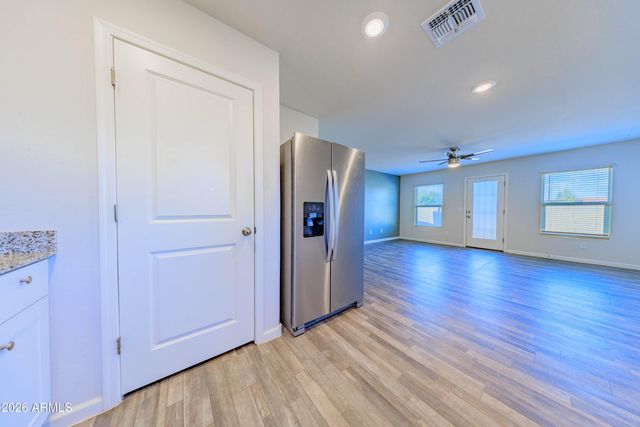 12245 W DELWOOD Drive, Arizona City, AZ 85123