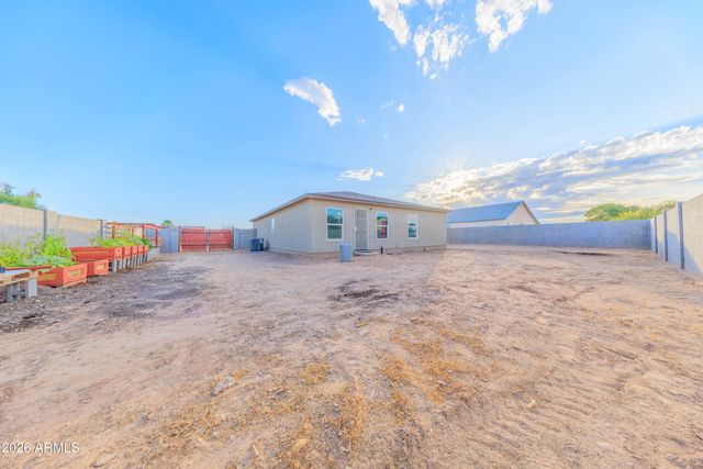 12245 W DELWOOD Drive, Arizona City, AZ 85123