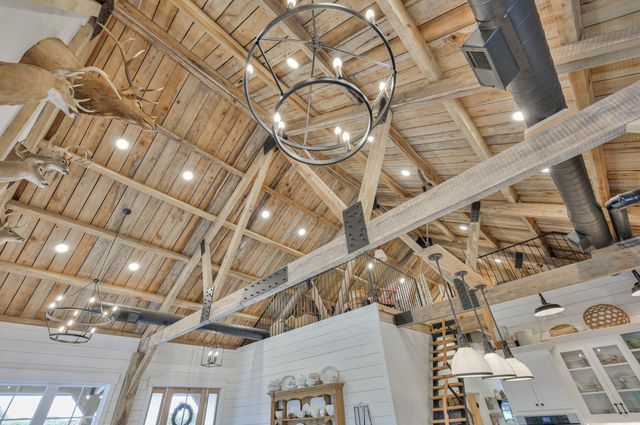 1106 Hwy 130w, Shelbyville, TN 37160