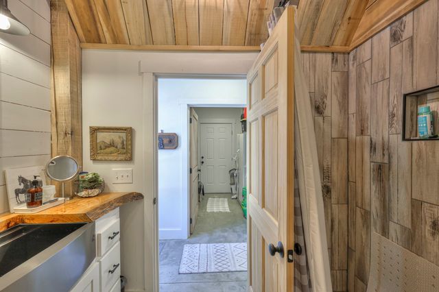 1106 Hwy 130w, Shelbyville, TN 37160