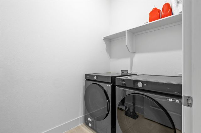 1136 Saddle Ridge Drive, Aubrey, TX 76227