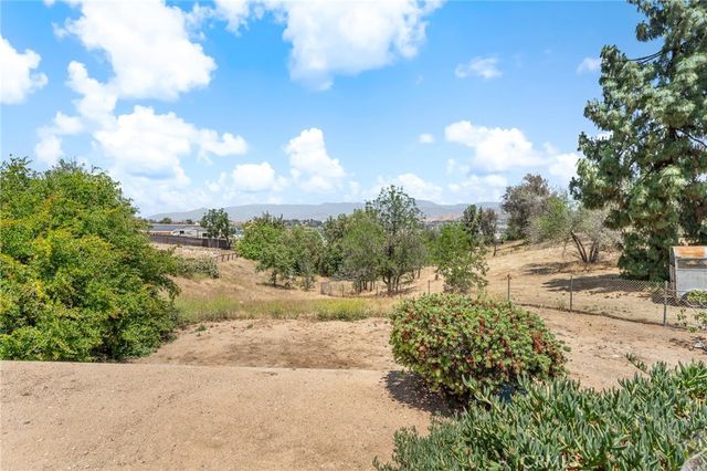 31550 Highview Drive, Redlands, CA 92373