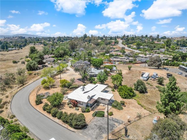 31550 Highview Drive, Redlands, CA 92373
