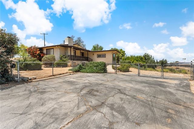 31550 Highview Drive, Redlands, CA 92373