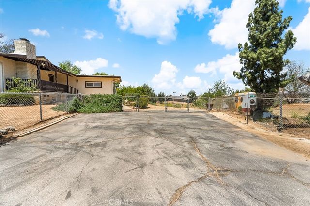 31550 Highview Drive, Redlands, CA 92373