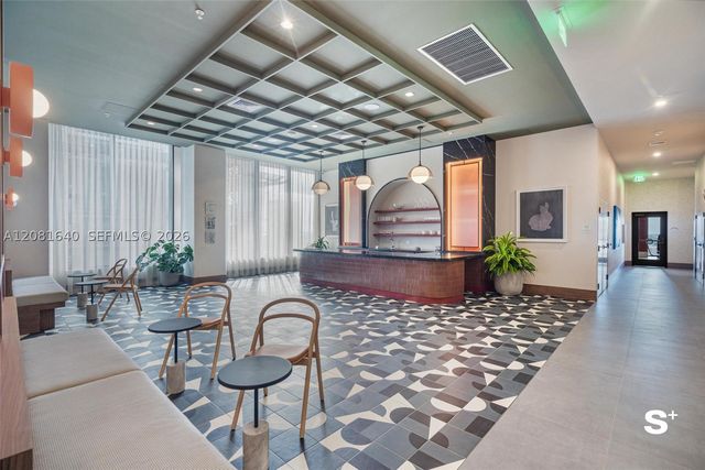 11 NE 6th St 2206, Miami, FL 33132