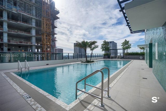 11 NE 6th St 2206, Miami, FL 33132
