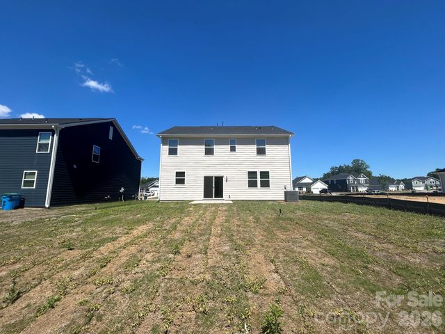 12555 Forager Place, Midland, NC 28107