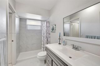 5002 NW 35th Street 306, Lauderdale Lakes, FL 33319