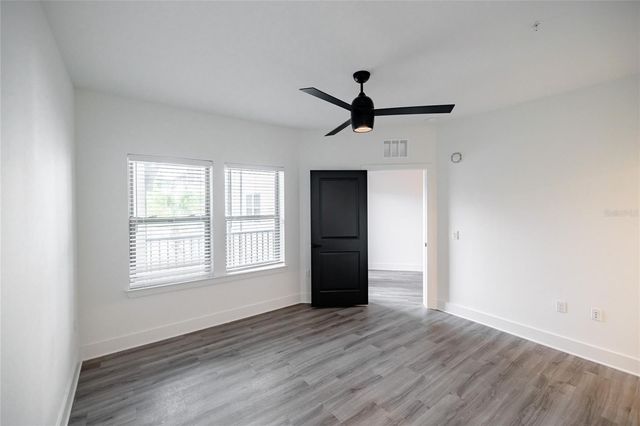 1420 LAKEFRONT DRIVE 7410, Sarasota, FL 34240