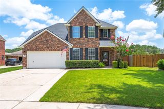 3829 Houston Lake Drive, Pearland, TX 77581