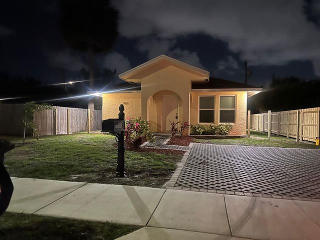 962 29th Street, West Palm Beach, FL 33407