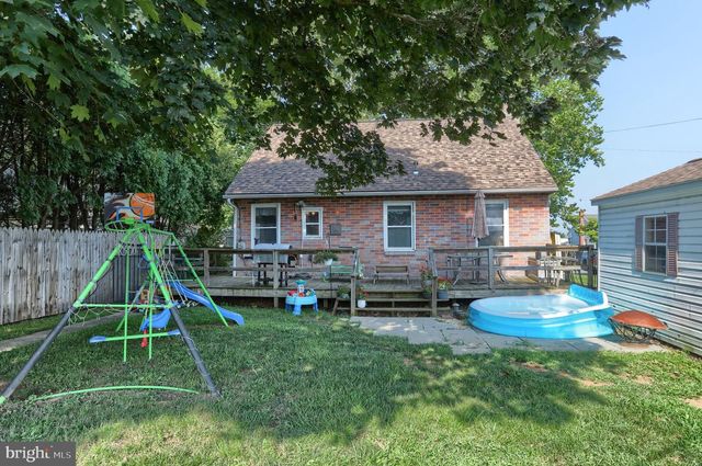37 MORNINGSIDE AVE, Cleona, PA 17042