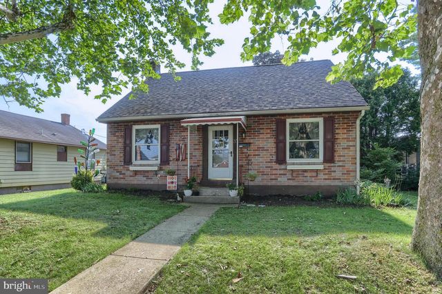 37 MORNINGSIDE AVE, Cleona, PA 17042