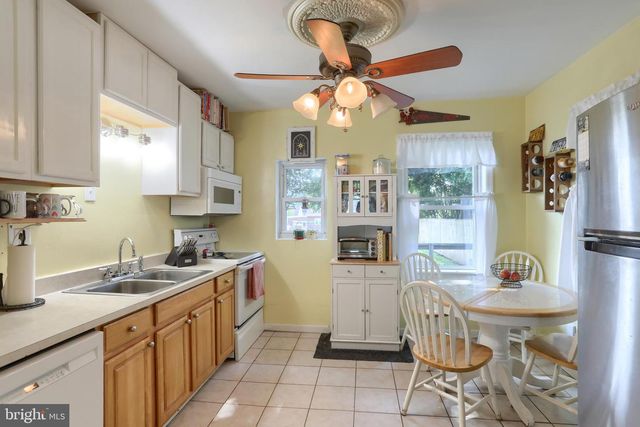 37 MORNINGSIDE AVE, Cleona, PA 17042