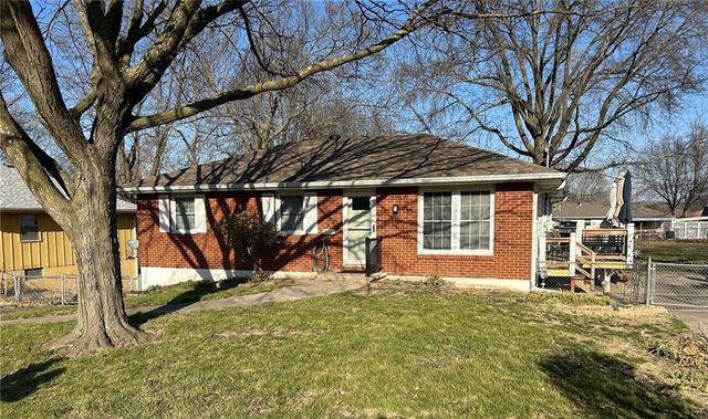2213 N Mcbride Avenue, Independence, MO 64050