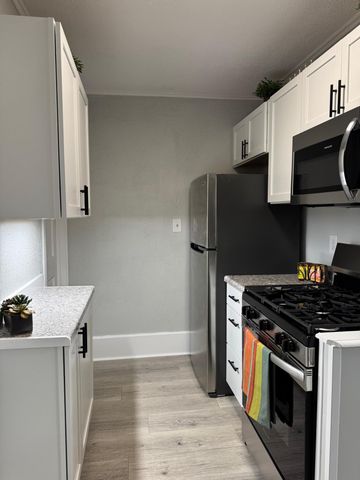 1131 Lincoln Avenue, Saint Paul, MN 55105