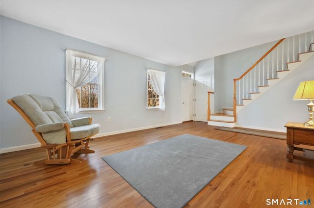 12 Hill Road, Old Saybrook, CT 06475