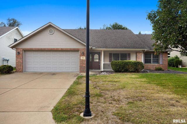 1921 DANE KELSEY Drive, Pekin, IL 61554