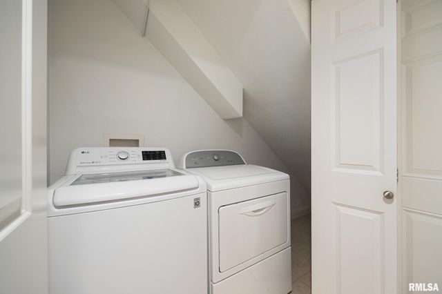 1921 DANE KELSEY Drive, Pekin, IL 61554