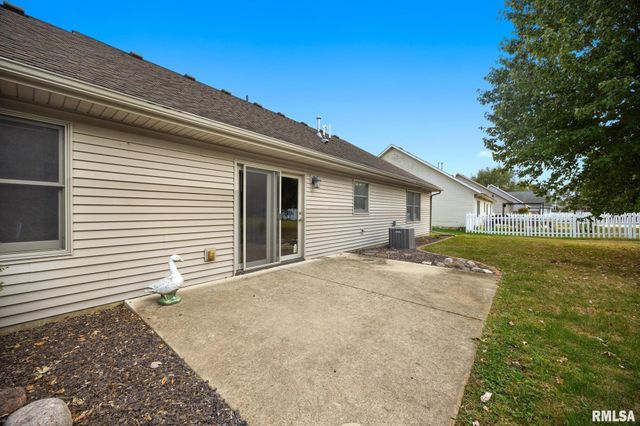 1921 DANE KELSEY Drive, Pekin, IL 61554