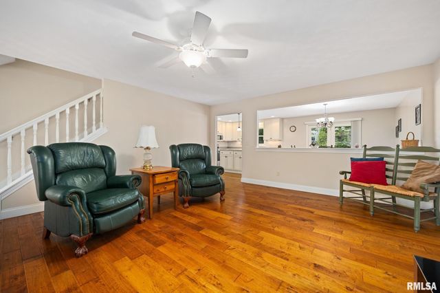 1921 DANE KELSEY Drive, Pekin, IL 61554