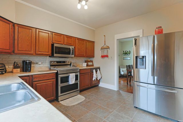 218 E Borley Avenue, Mishawaka, IN 46545