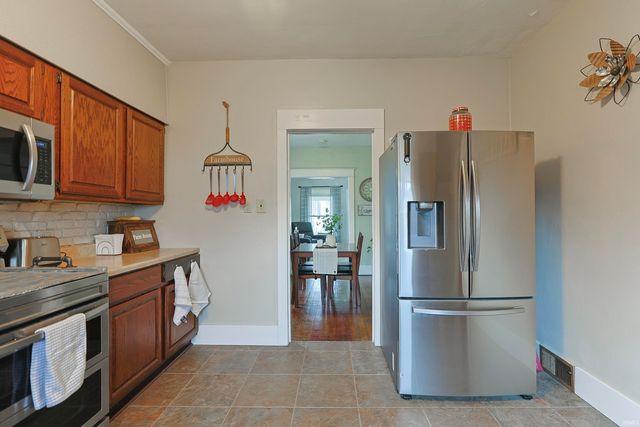 218 E Borley Avenue, Mishawaka, IN 46545