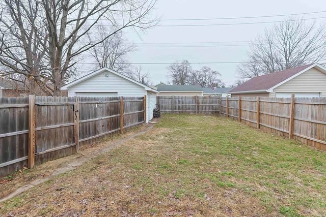 218 E Borley Avenue, Mishawaka, IN 46545