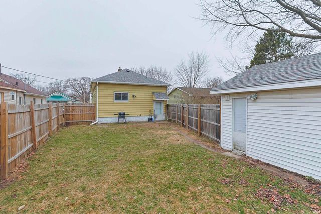 218 E Borley Avenue, Mishawaka, IN 46545