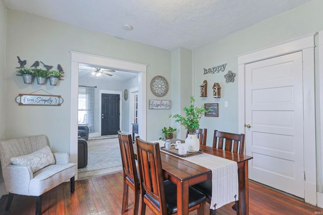 218 E Borley Avenue, Mishawaka, IN 46545