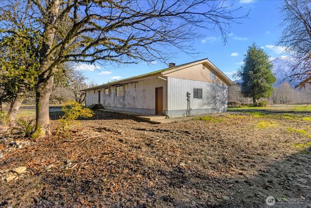 38425 SWEDE HEAVEN Road, Arlington, WA 98223