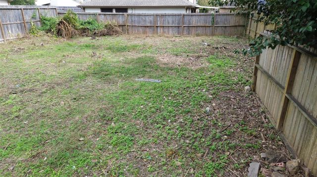 1533 Beaconshire Road, Houston, TX 77077