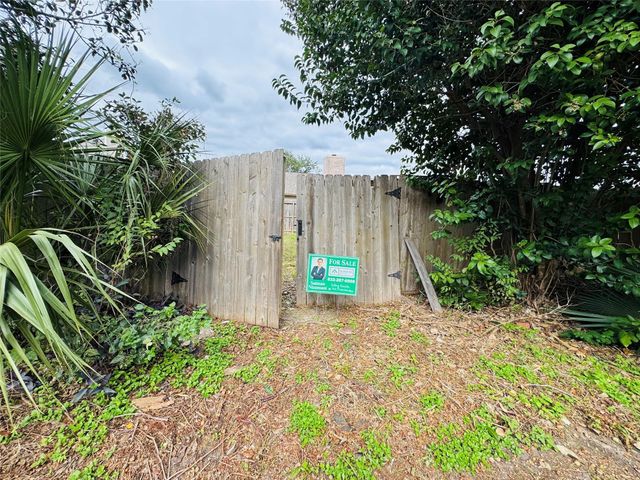 1533 Beaconshire Road, Houston, TX 77077