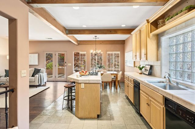 12600 Crimson Ct, Auburn, CA 95603