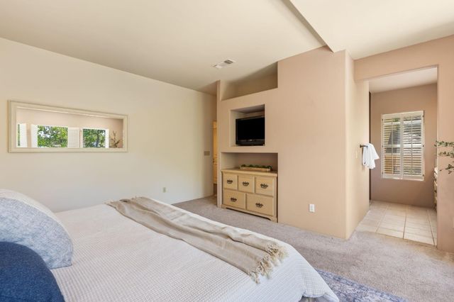 12600 Crimson Ct, Auburn, CA 95603
