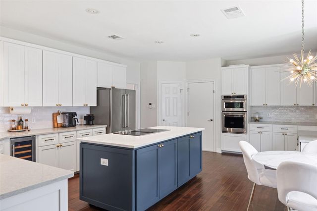 9294 Scenic Bluff DR, Austin, TX 78733