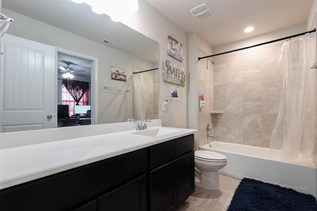 931 Warm Summer Drive, Richmond, TX 77406