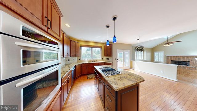 43799 ABBOTT PL, Ashburn, VA 20147