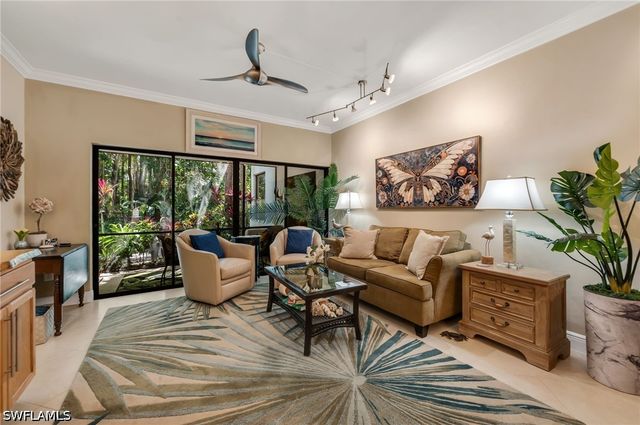 3310 Europa DR 33, Naples, FL 34105