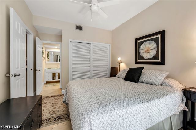 3310 Europa DR 33, Naples, FL 34105
