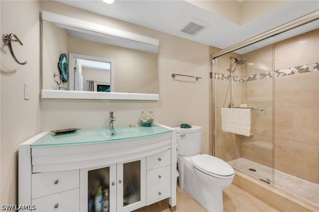3310 Europa DR 33, Naples, FL 34105