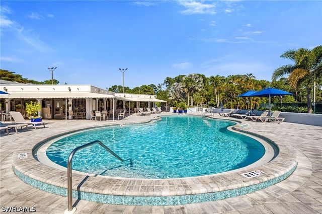 3310 Europa DR 33, Naples, FL 34105